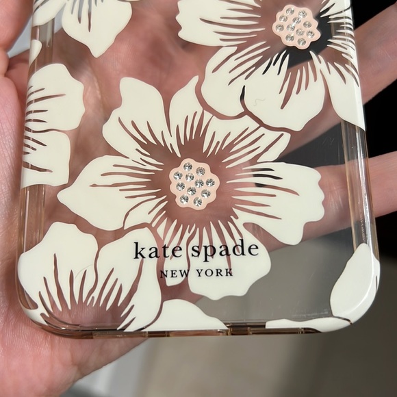 Kate Spade iPhone 13 Pro phone cover - Picture 3 of 7